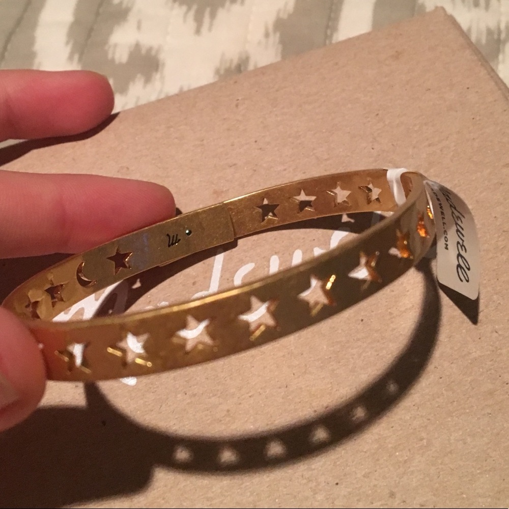 Madewell gold star bracelet